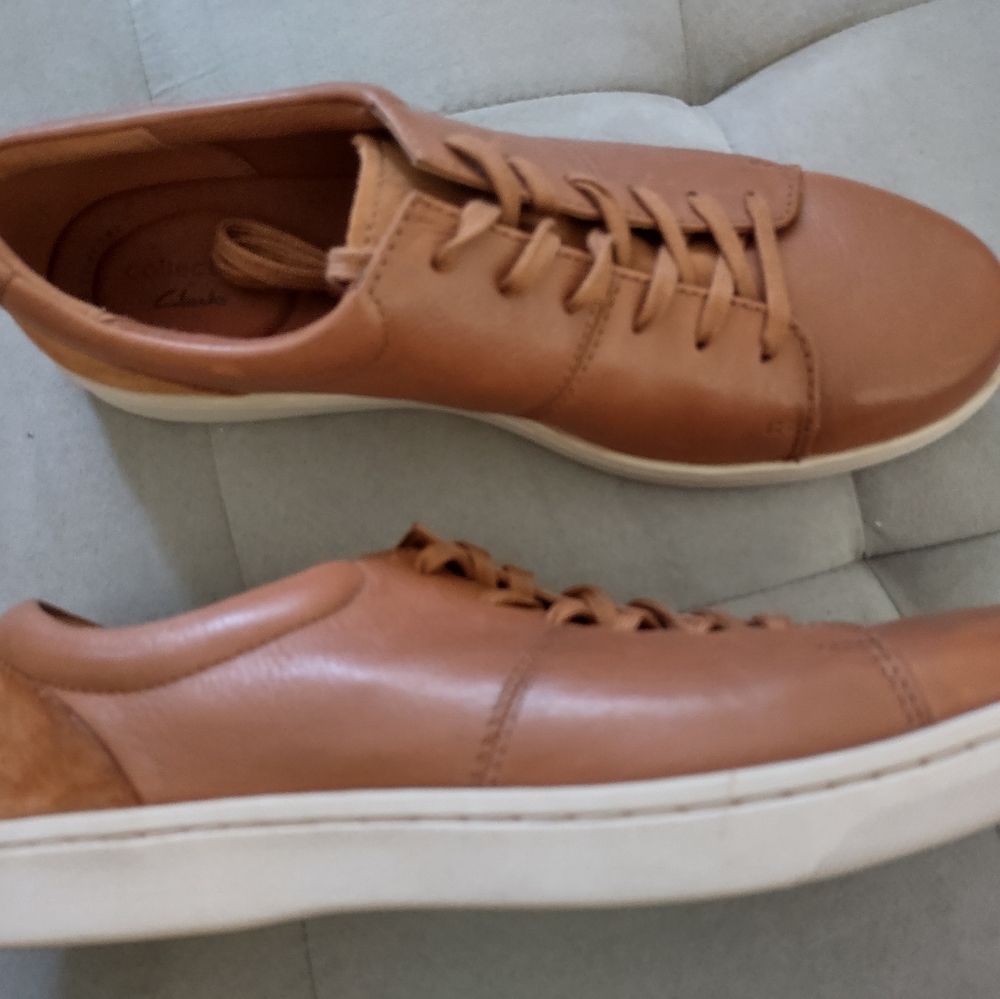 NEW Clarks men casual shoes sneakers 11